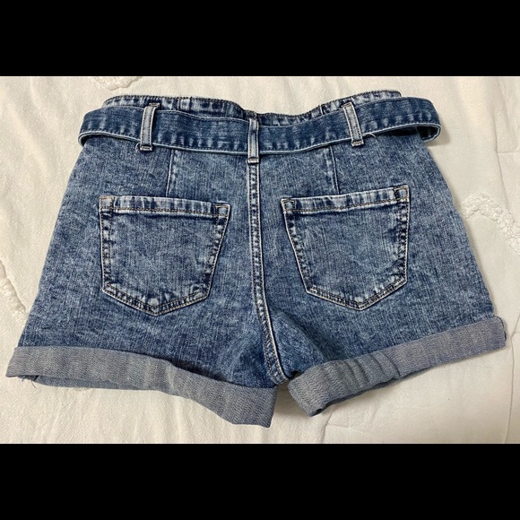 Abercrombie Kids Girls’ Paper Bag denim shorts - Picture 3 of 4
